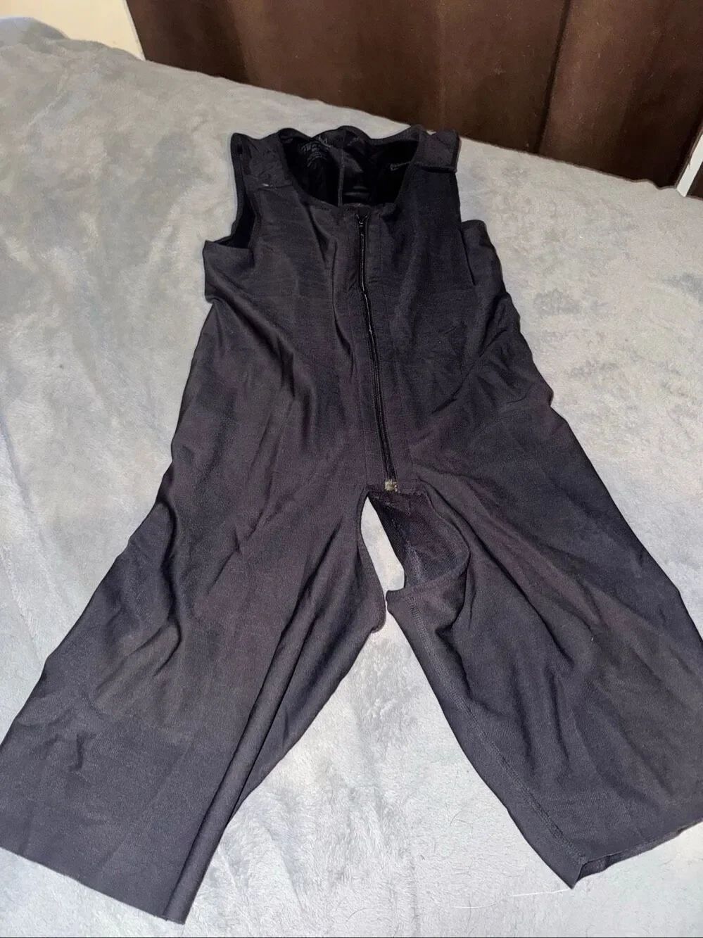 Post surgical compression suit size medium